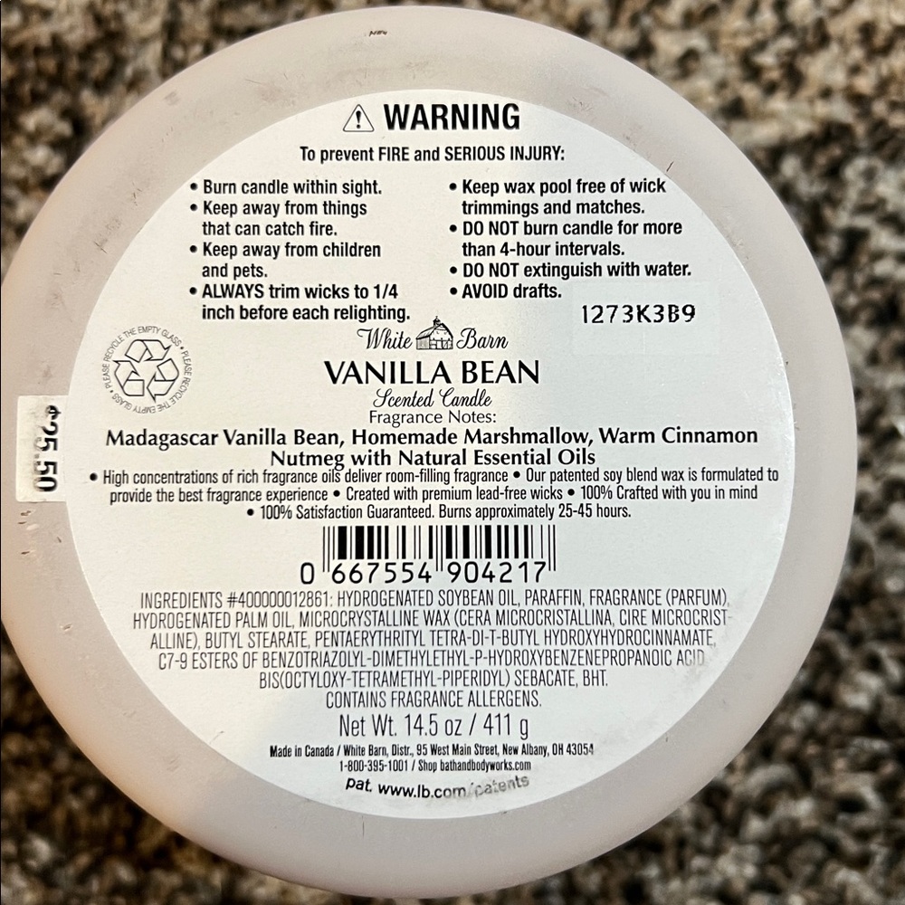 White Barn vanilla bean Candle - Picture 4 of 4